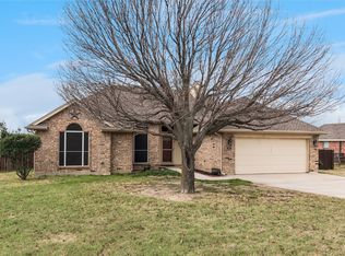 339 Meadow Dr, Ponder, TX 76259