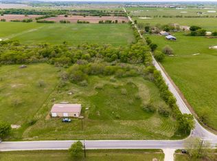 1177 Calk Rd, Tioga, TX 76271