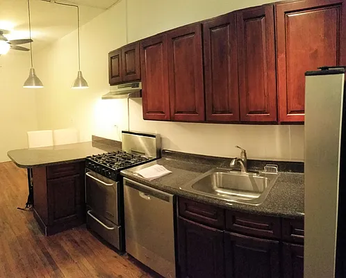 Rented by OGI Management | media 37