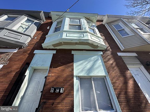 3rd image of 621 N Lakewood Ave