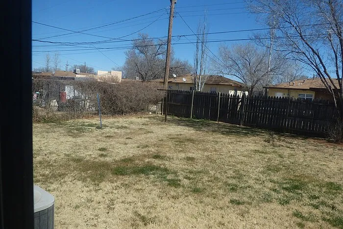 921 E Llano Estacado Blvd — Photo 17