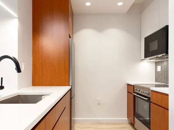 276 Grand Concourse APT 903