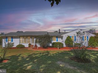 13206 Golden Dr, Sumerduck, VA 22742