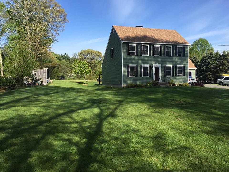 2nd image of 425 Hartford Rd