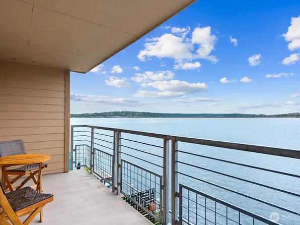 334 Lakeside Avenue S #207, Seattle, WA 98144