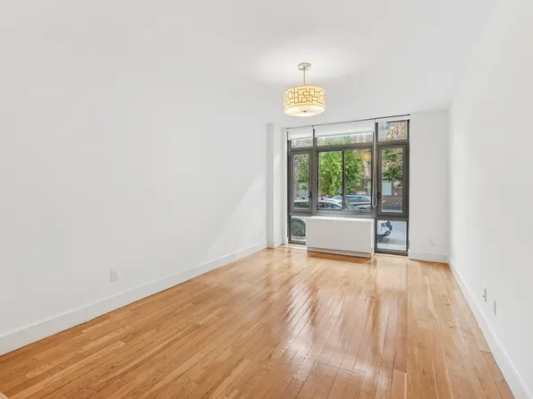 33 Caton Place image 1 of 18