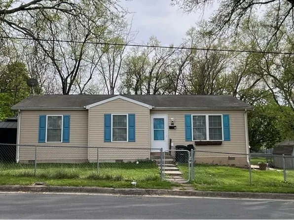 410 Pennsylvania Ave, Martinsburg, WV 25404