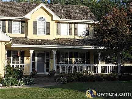 1.5 Story on Cul-de-sac