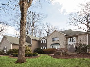 3 Canterbury Ct, Randolph, NJ 07869