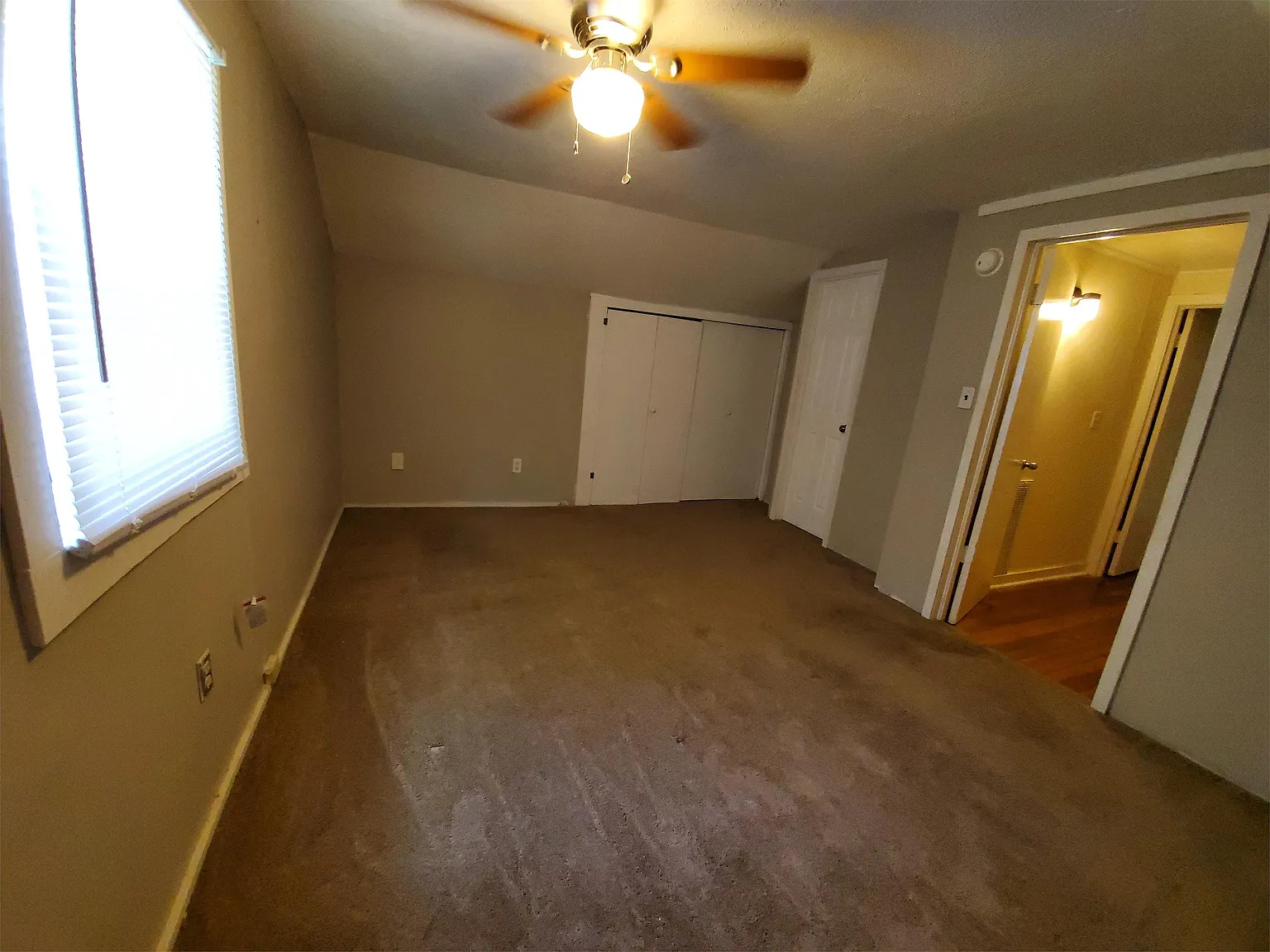 3906 Council Cir - C — Photo 2