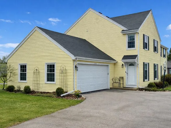 12558 North Woodland DRIVE, Mequon, WI 53092