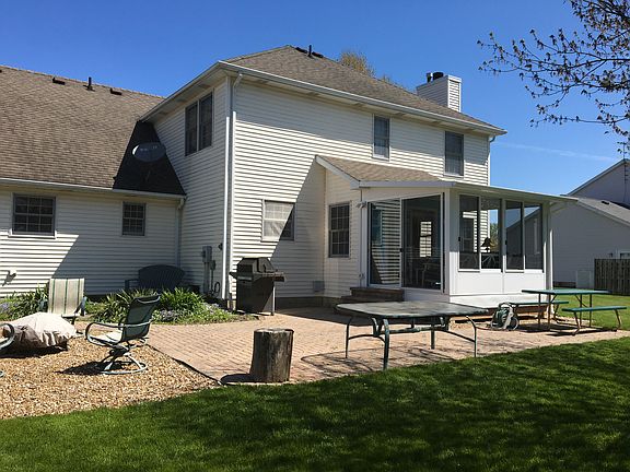 2nd image of 33099 Heartwood Ave