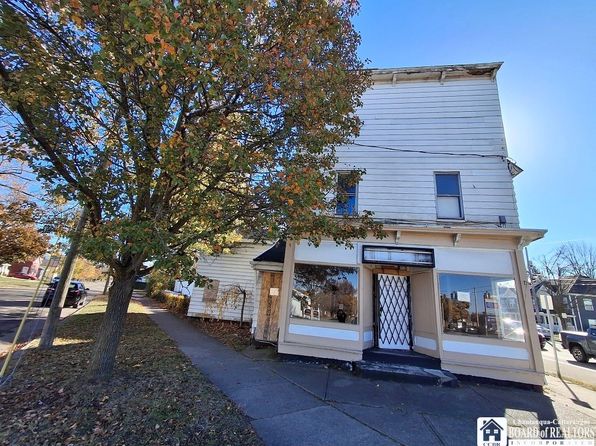 506 Main St, Silver Creek, NY 14048