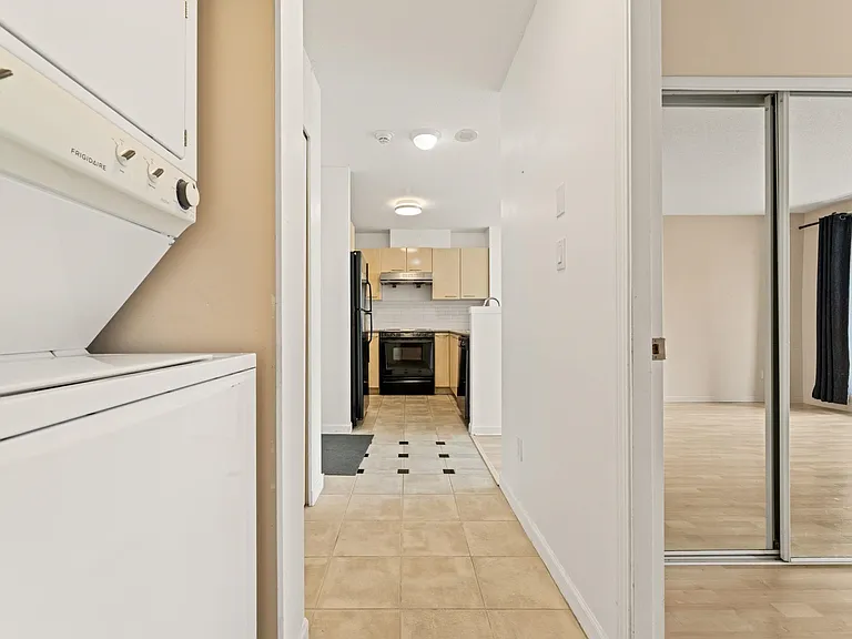 4888 Hazel St #902 — Photo 16