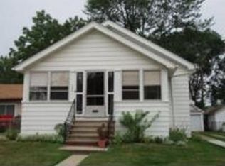 27115 Delton St, Madison Heights, MI 48071
