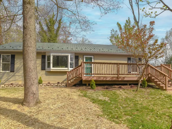 1114 San Angelo Dr, Lusby, MD 20657