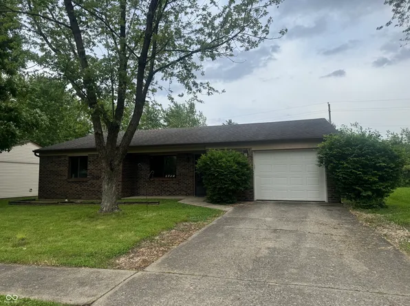 3055 Pawnee Dr, Indianapolis, IN 46235