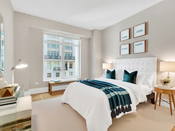 15 Central Park West image 10 of 17