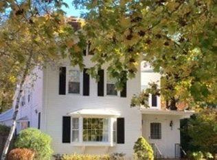 188 Main St, Gladstone, NJ 07934