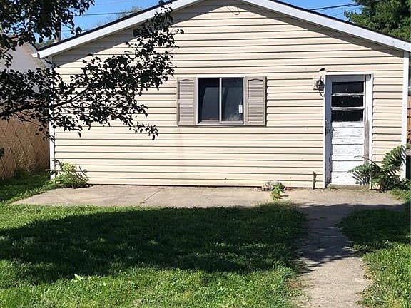 3rd image of 17 Brighton St