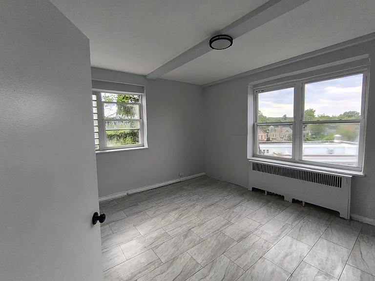 909 Park Ave #421E — Photo 13