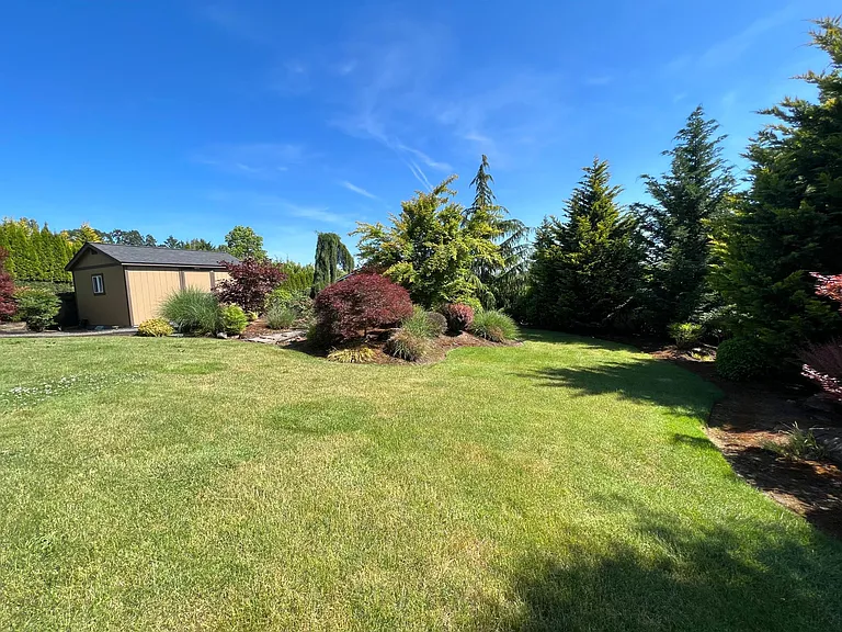 9706 SE Hillcrest Rd — Photo 11
