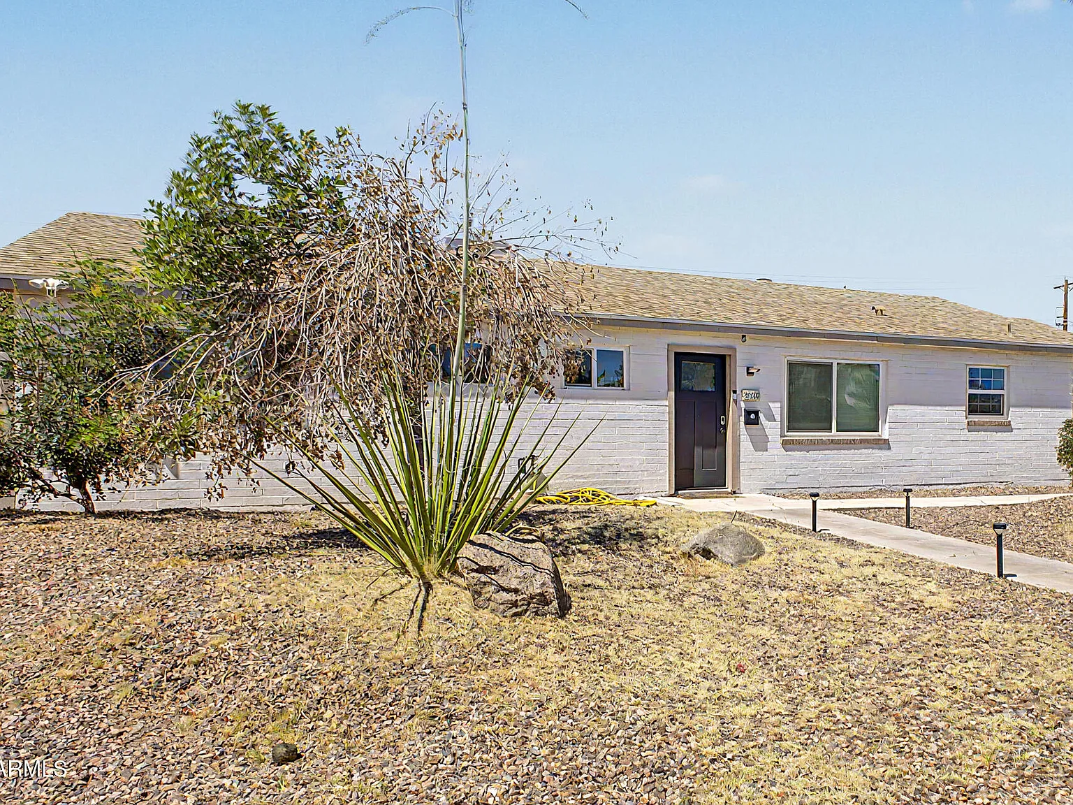 4 bed, 2.0 bath, 1981 sqft, $3,500 — Photo 3
