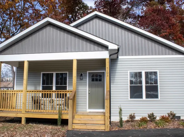 1103 Gardner St, Waynesboro, VA 22980