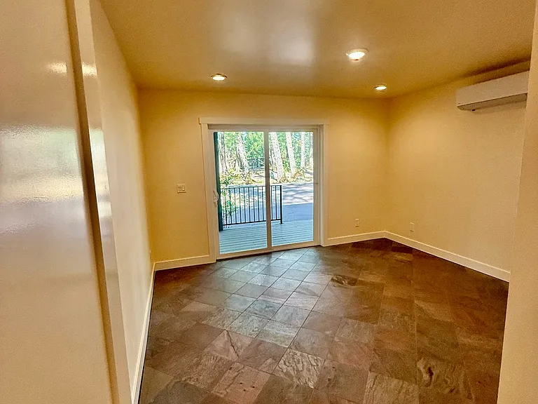 13240 Loma Rica Dr — Photo 21
