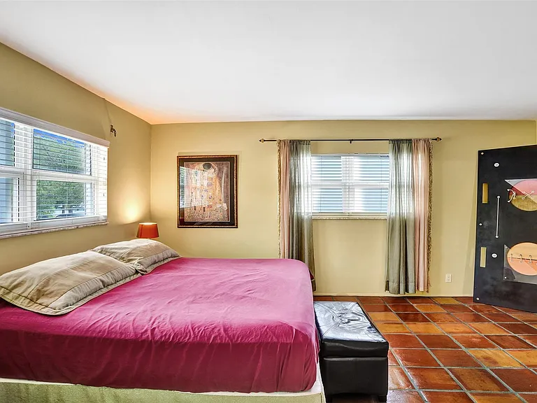 1212 SE 2nd Ct #201 — Photo 17