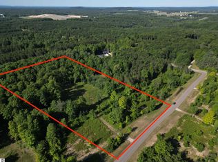 1060 E Solaris Way #B7, Maple City, MI 49664
