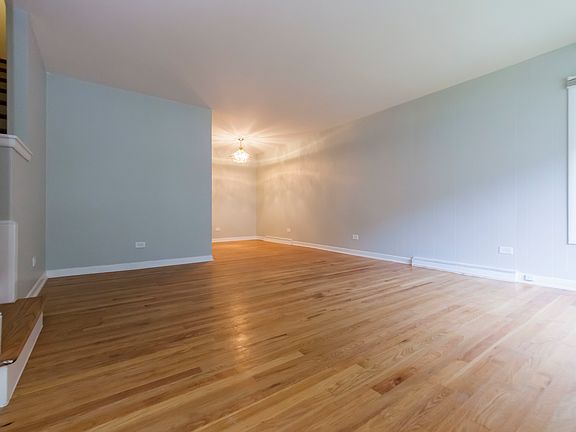 3rd image of 6266 N Cicero Ave