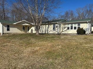 10989 Beaver Dam Rd, Caneyville, KY 42721