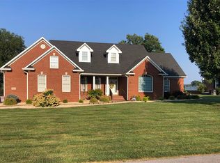 824 College St, Smiths Grove, KY 42171