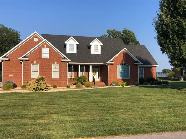 824 College St, Smiths Grove, KY 42171