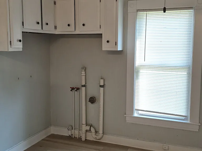 13 Owego St — Photo 6