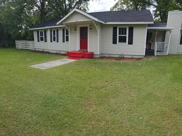 119 E Wacona Dr, Waycross, GA 31501