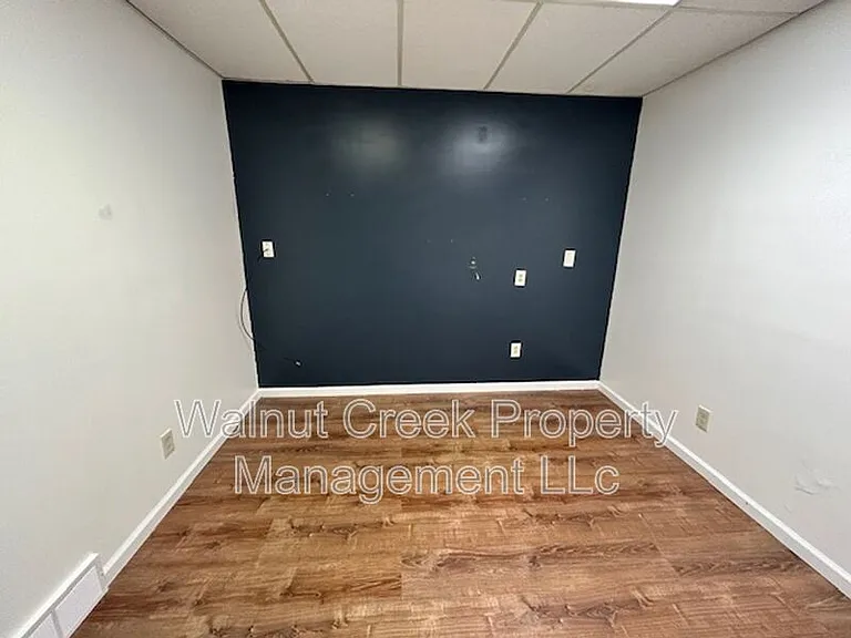 4642 Oberlin Ave #102 — Photo 8