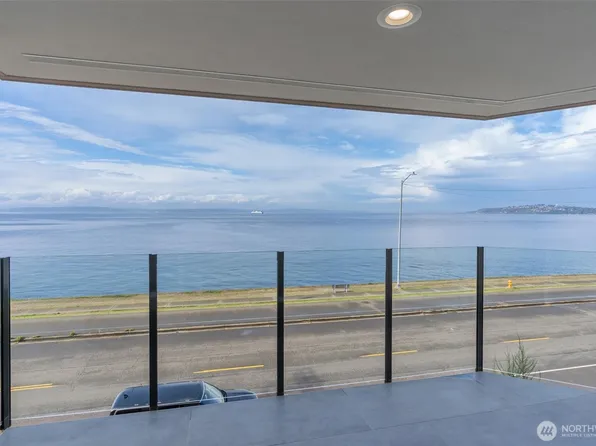 1300 Alki Avenue SW #201, Seattle, WA 98116