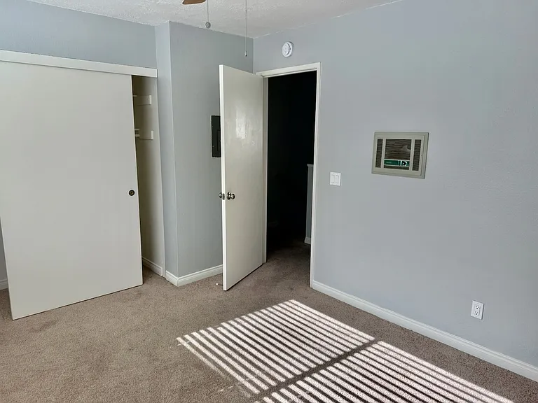 1934 Missouri St #5 — Photo 14