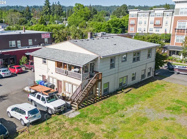 8512 SE 17th Ave, Portland, OR 97202