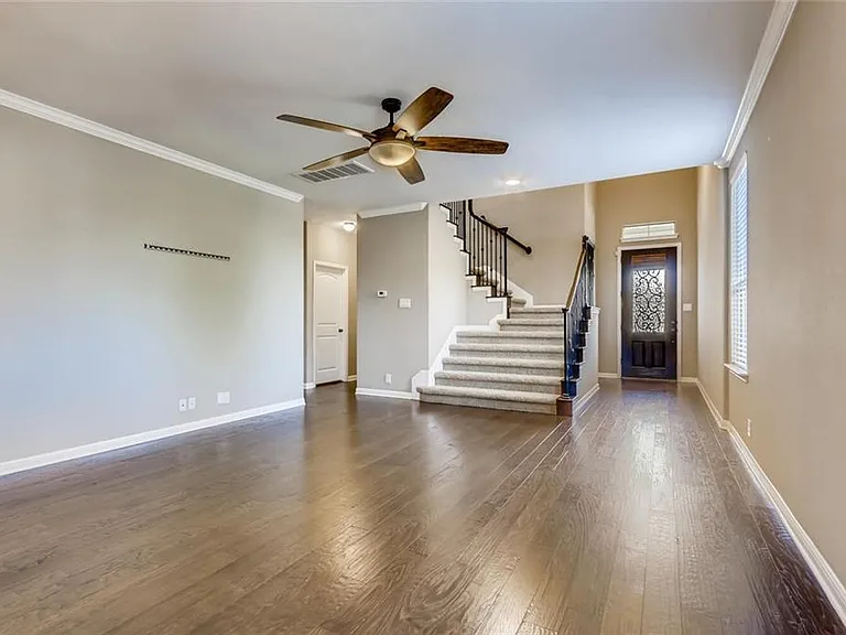 7500 Colina Vista Loop #A — Photo 5