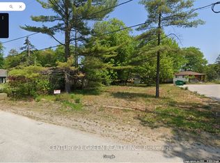 131 34th St N, Wasaga Beach, ON L9Z2C2