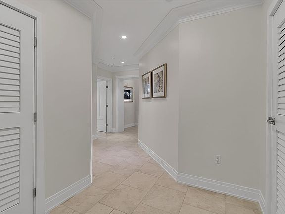 5th image of 915 Seaside Dr Unit 412
