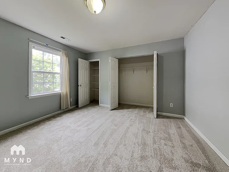 1085 Vauxhall Dr — Photo 14