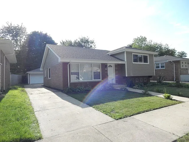 15240 Sunset Dr photo 1
