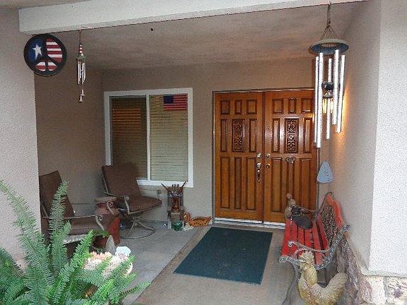 4th image of 239 W Paul Ave