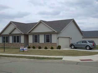 10803 N Glenfield Dr, Dunlap, IL 61525