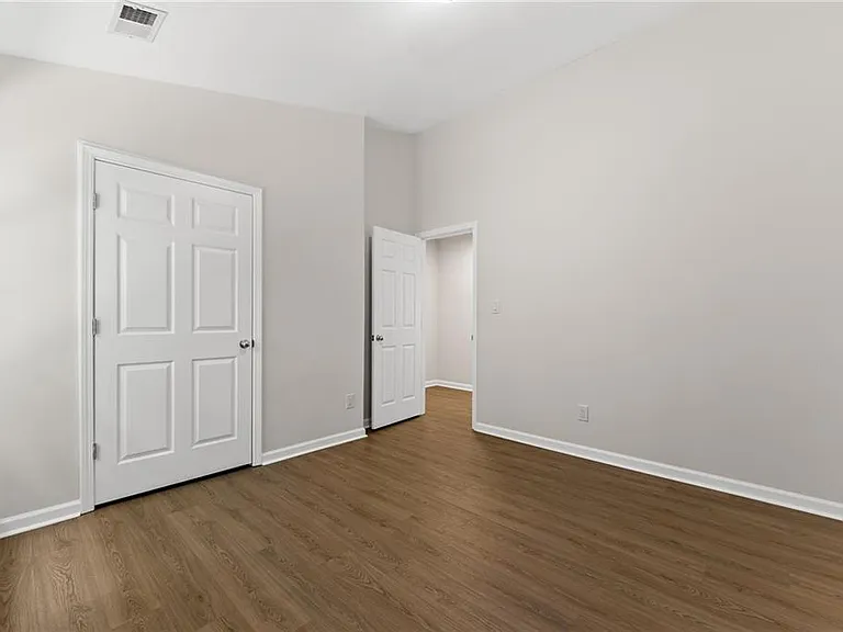 386 Creek Manor Way — Photo 30