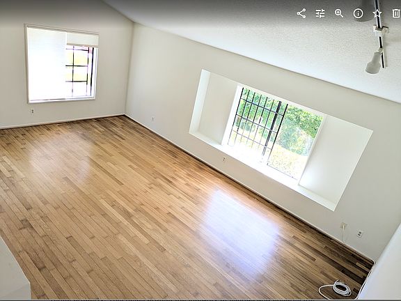 5th image of 3708 Carmel View Rd